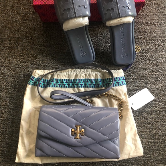 🌺Host Pick 🌺 Tory Burch Kira Chevron Chain Wallet- Dark Lotus - Picture 7 of 8